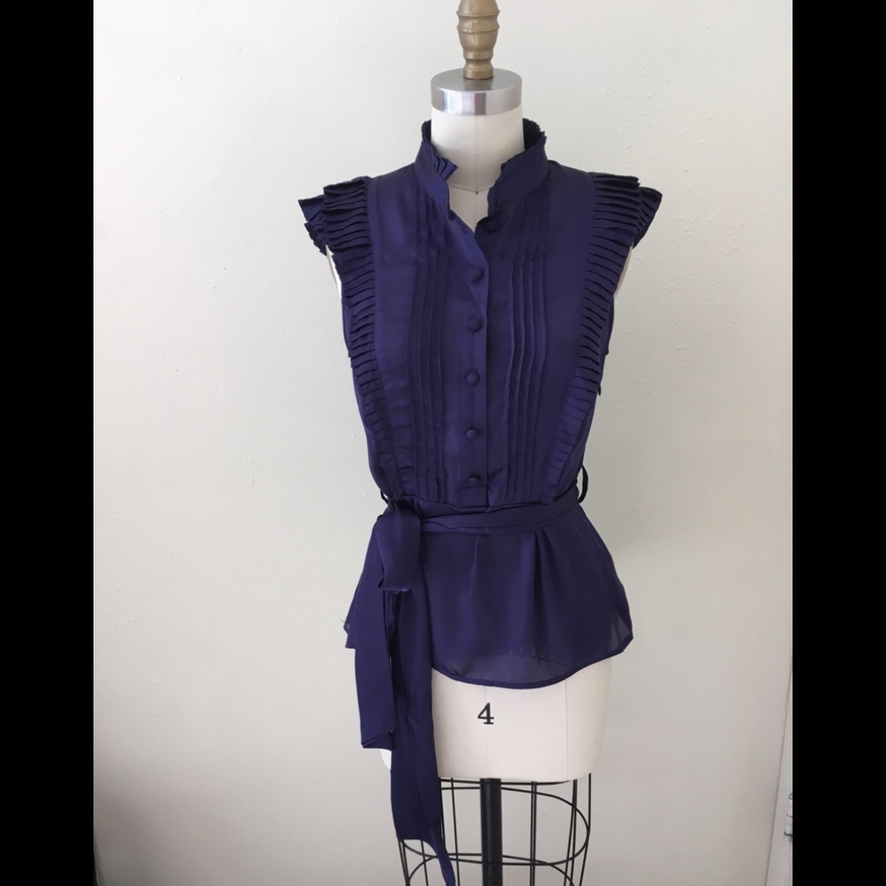 Purple sleeveless blouse